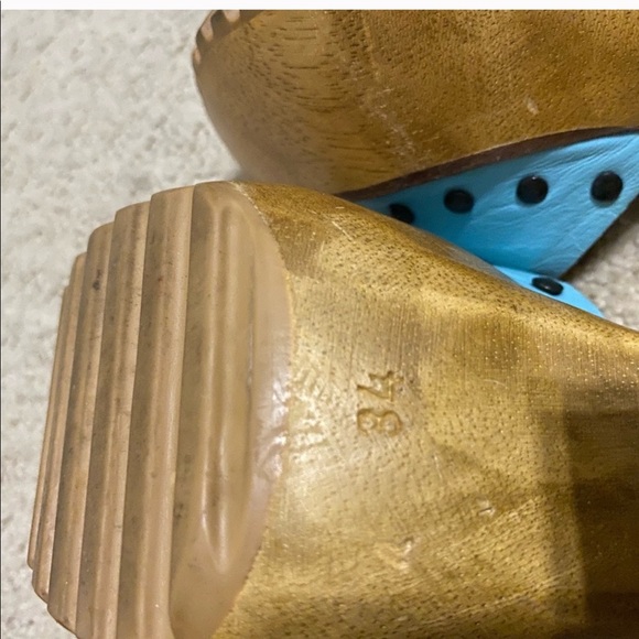 Schutz Platform Heel - Picture 5 of 5